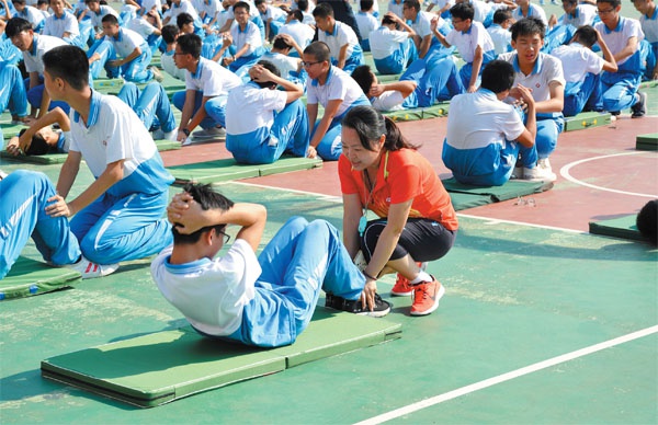 广东省政协委员建议中考提高体育分值 高考增加体育科目