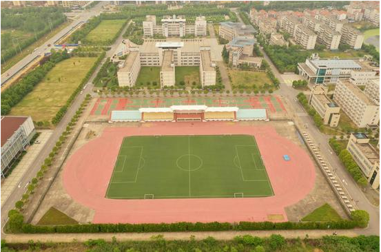 高考工厂复学记：倒计时100天的誓师大会没了
